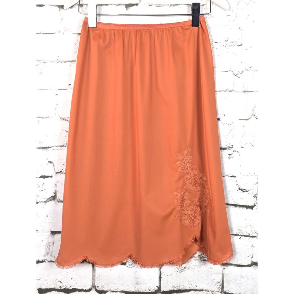 VINTAGE VANITY FAIR Nylon Lace 1/2 Slip Burnt Orange Coquette Cottage Medium